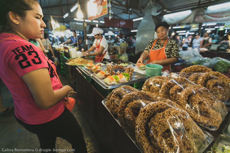 Night market Phuket-31