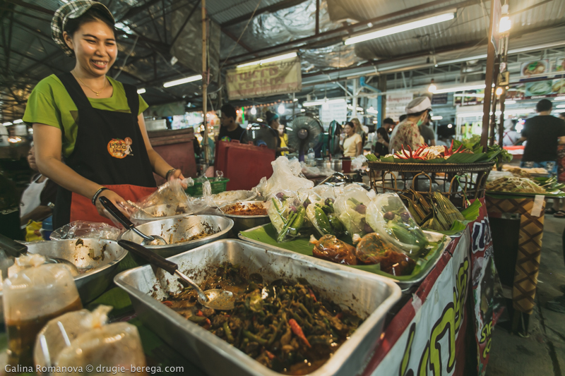 Night market Phuket-62